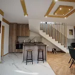 Krzeptówki House Dom wakacyjny *